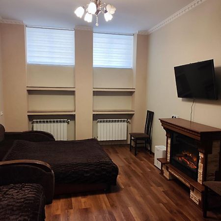 Novyi Svit Lviv Exteriör bild