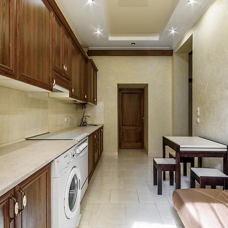 Novyi Svit Lviv Exteriör bild