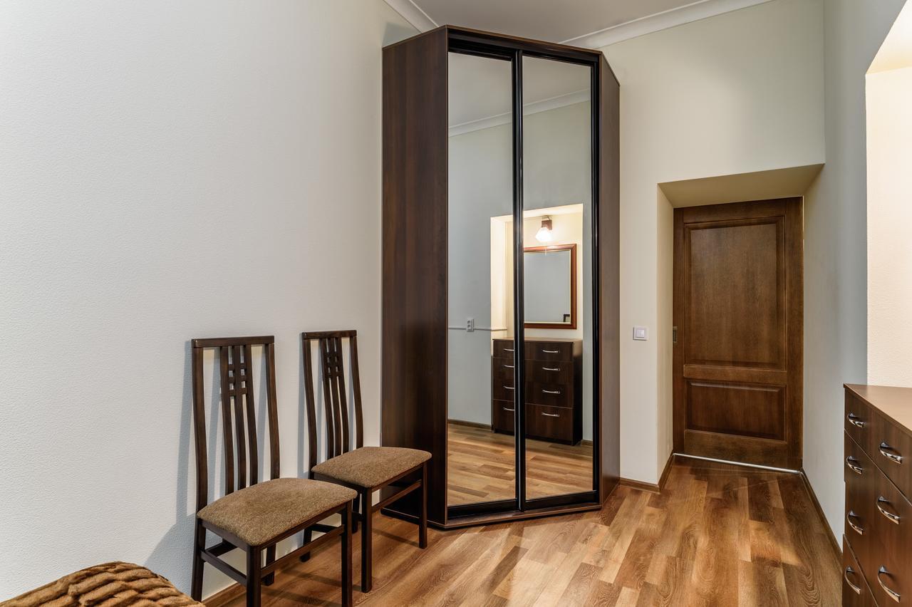 Novyi Svit Lviv Exteriör bild