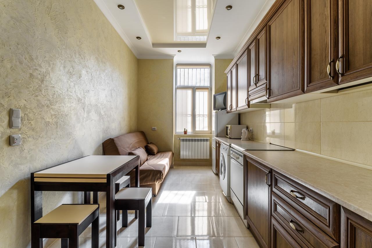 Novyi Svit Lviv Exteriör bild